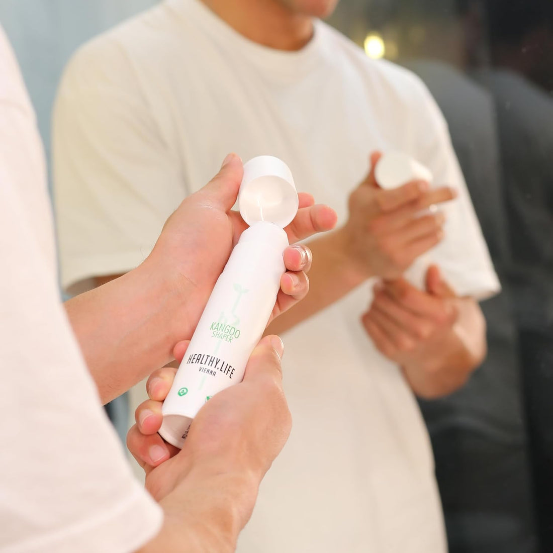 HEALTHY LIFE VIENNA Kangoo Shaper 100ml - Designpaste für variablen Halt und seidigen Glanz - HauptSacheShop